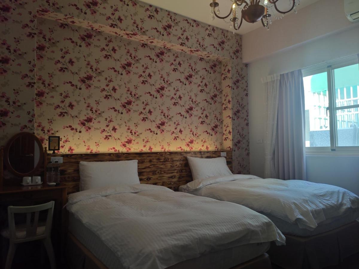 Railway Traveler B&B Taitung ภายนอก รูปภาพ